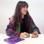 Juliett París, autora de Las malvas de mi piel, durante una entrevista sobre violencia de género